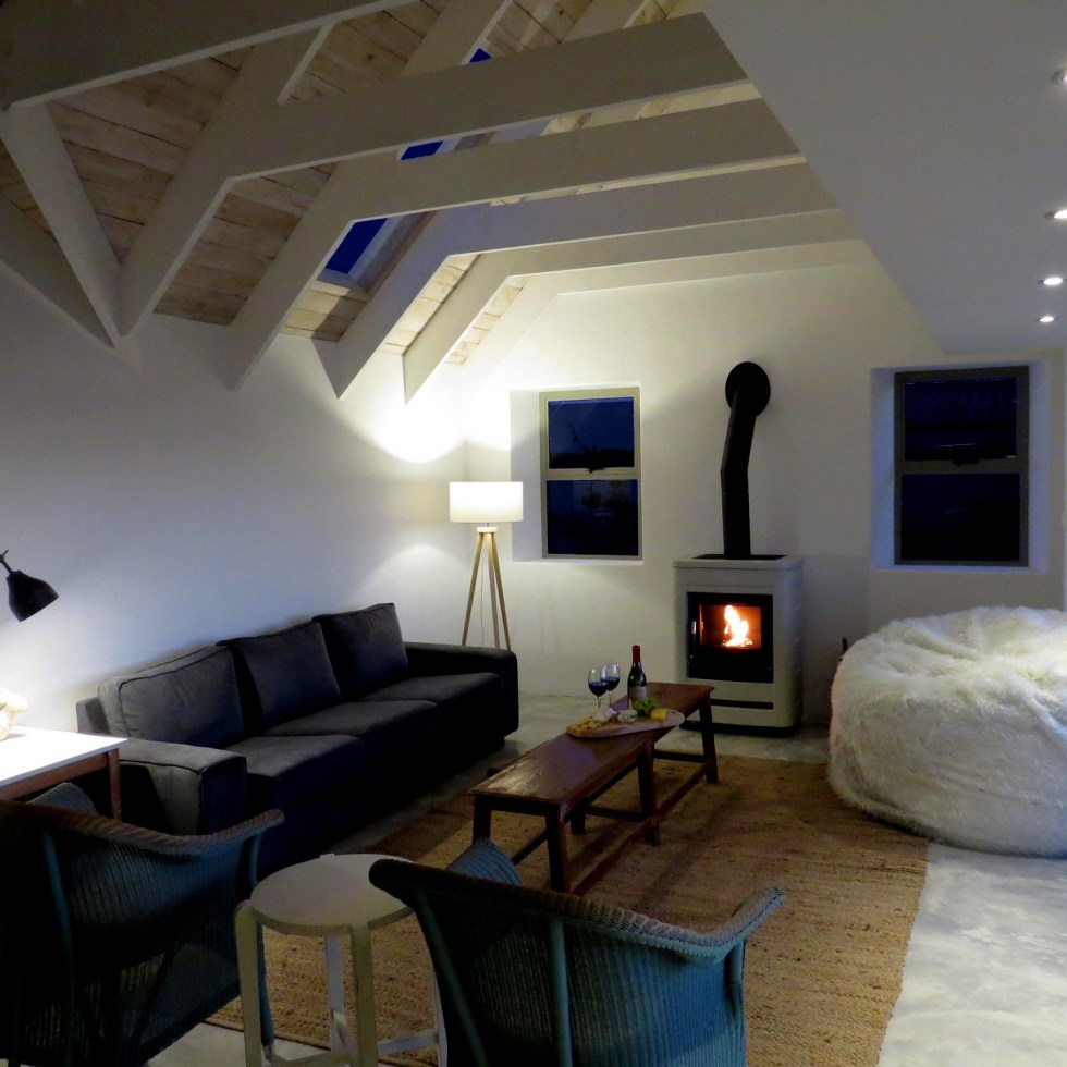 KwaThula Lounge evening